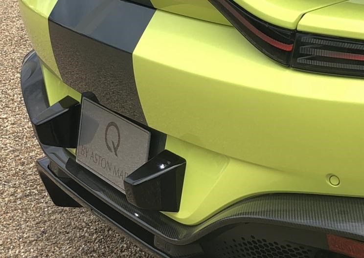  阿斯顿·马丁,V8 Vantage