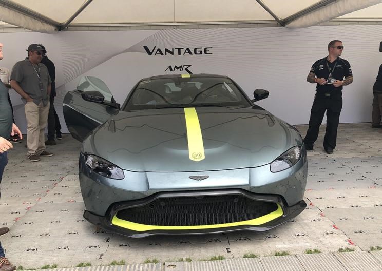  阿斯顿·马丁,V8 Vantage