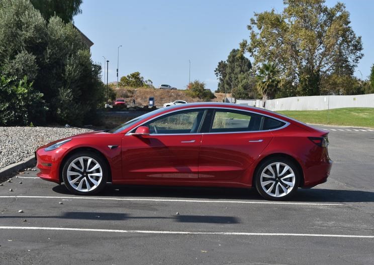  特斯拉,Model 3,比亚迪,汉
