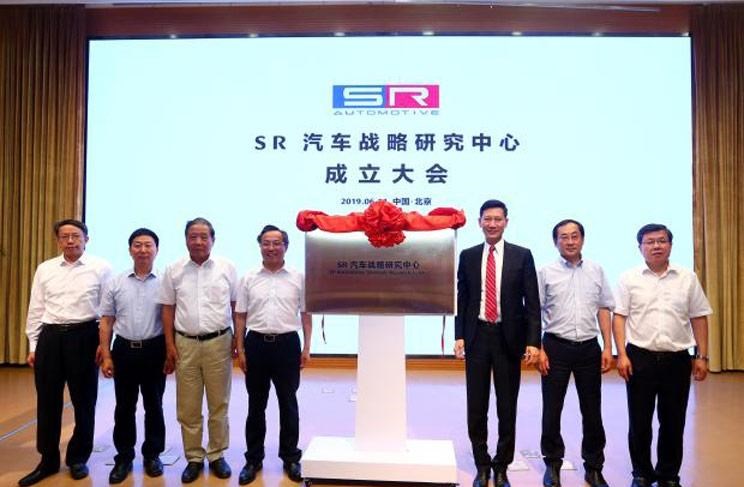  SWM斯威汽车,钢铁侠