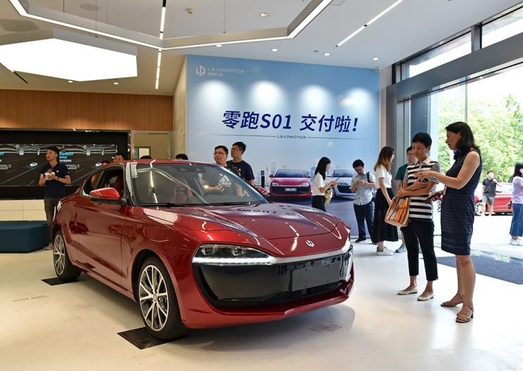  零跑汽车,零跑S01
