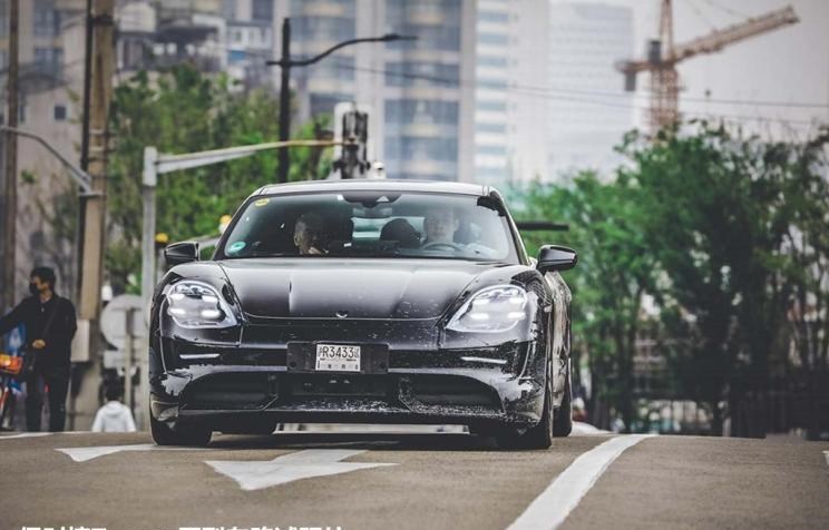  保时捷,Taycan,Panamera