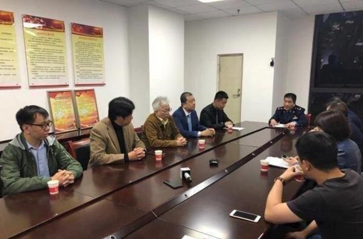  奔驰,奔驰C级,奔驰E级 插电混动,迈巴赫GLS,威霆,奔驰V级,奔驰G级 AMG,奔驰GLC轿跑,奔驰CLA级,奔驰E级(进口),奔驰GLA,奔驰GLS,奔驰G级,奔驰C级(进口),奔驰GLE,奔驰GLB,奔驰A级,奔驰GLC,迈巴赫S级,奔驰S级,奔驰E级