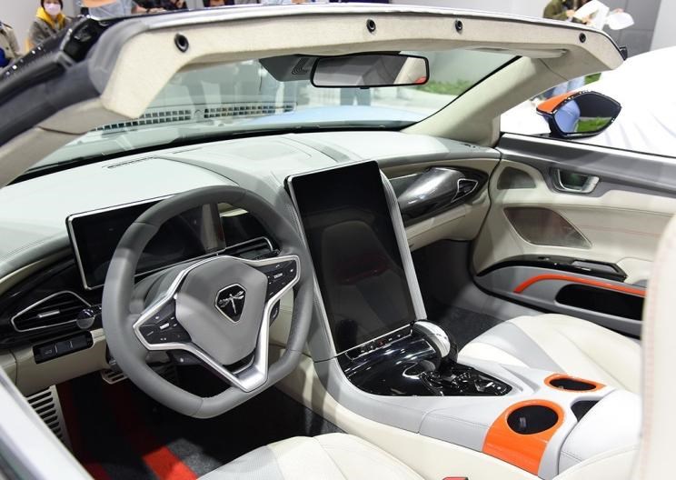  保时捷,Mission R,Cayenne E-Hybrid,Panamera E-Hybrid,Taycan,保时捷911,保时捷718,Cayenne,Macan,Panamera,前途,前途K20