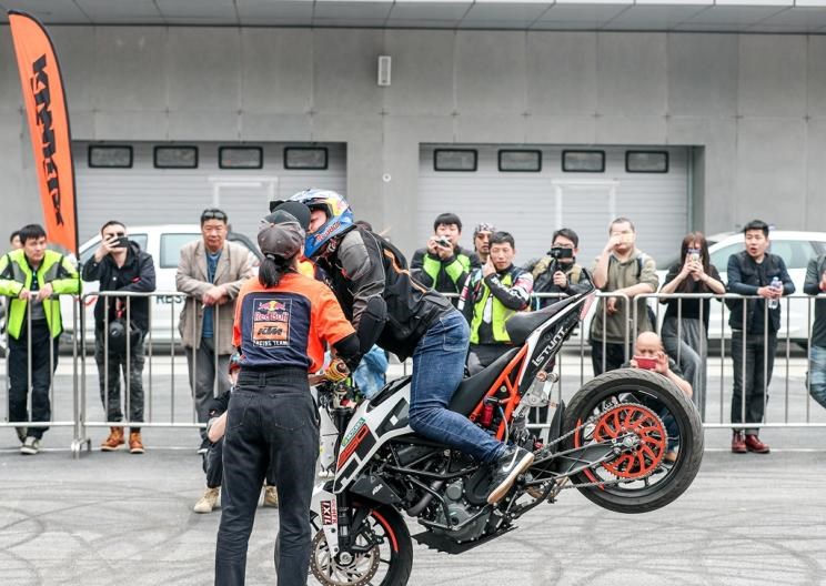 宝马,宝马5系,宝马6系GT,宝马X3(进口),宝马iX3,宝马X4,宝马Z4,宝马5系 插电混动,宝马X2,宝马X6,宝马X7,宝马i3,宝马4系,宝马5系(进口),宝马2系,宝马1系,宝马7系,宝马X3,宝马X5,宝马X1,宝马3系,北京,北京BJ40,北京F40,北京BJ30,北京BJ90,北京BJ80,北京BJ60,理念,广汽本田VE-1