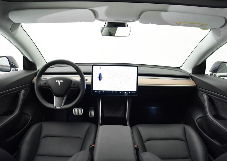  特斯拉,Model 3