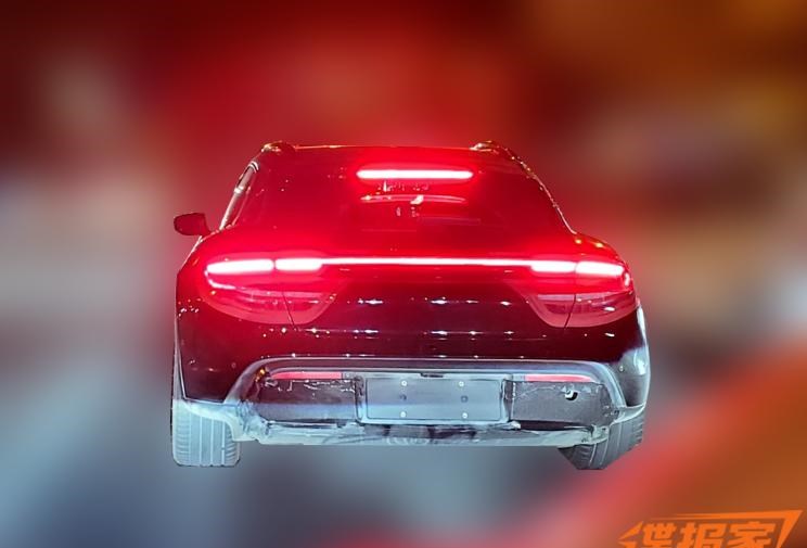  保时捷,Taycan,Panamera,路虎,发现
