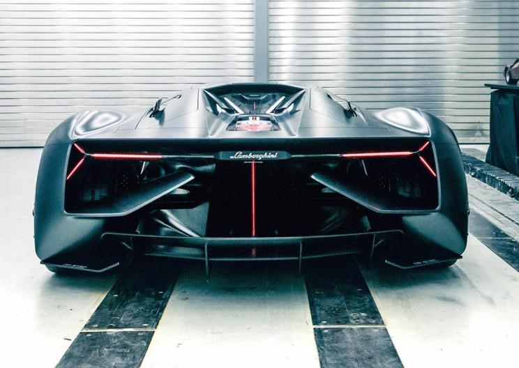 兰博基尼,Aventador
