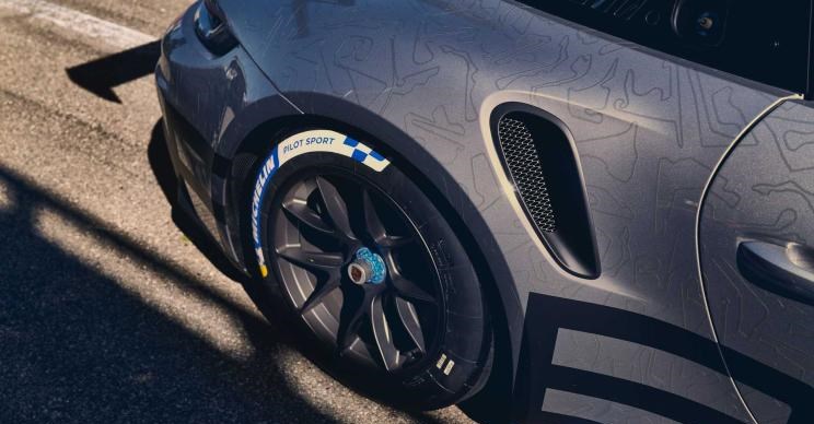  保时捷,Mission R,Cayenne E-Hybrid,Panamera E-Hybrid,Taycan,保时捷911,保时捷718,Cayenne,Macan,Panamera