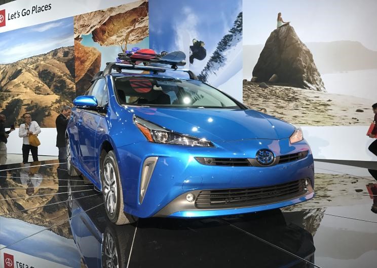 丰田,卡罗拉锐放,威兰达,锋兰达,RAV4荣放,汉兰达,卡罗拉,凯美瑞,亚洲狮,一汽丰田bZ3,红杉,丰田C-HR,皇冠,埃尔法,广汽丰田bZ4X,YARiS L 致炫,赛那,皇冠陆放,雷凌,威驰,亚洲龙