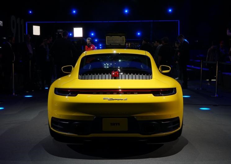  保时捷,Macan,Panamera,Cayenne,路虎,发现,阿斯顿·马丁,V8 Vantage,奥迪,奥迪R8,保时捷911
