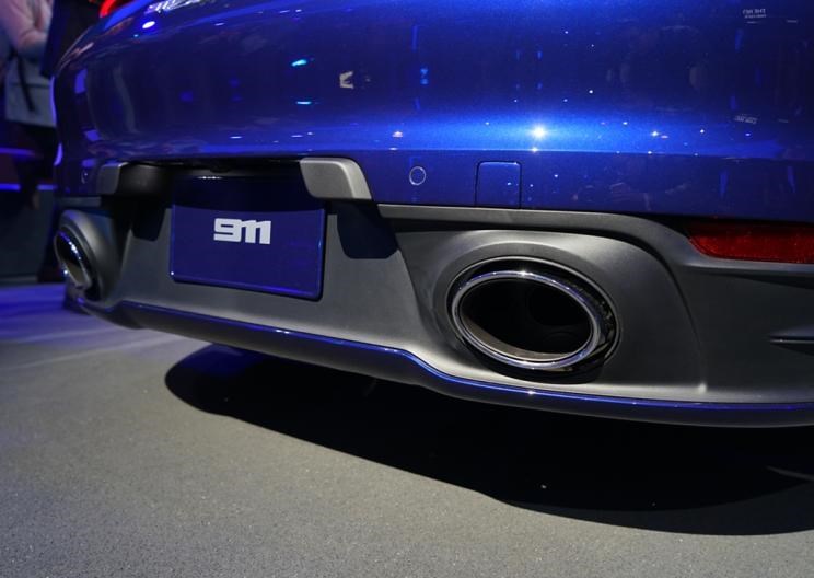  保时捷,Macan,Panamera,Cayenne,路虎,发现,阿斯顿·马丁,V8 Vantage,奥迪,奥迪R8,保时捷911