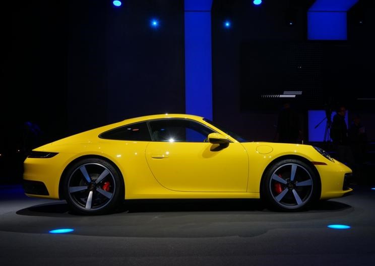  保时捷,Macan,Panamera,Cayenne,路虎,发现,阿斯顿·马丁,V8 Vantage,奥迪,奥迪R8,保时捷911