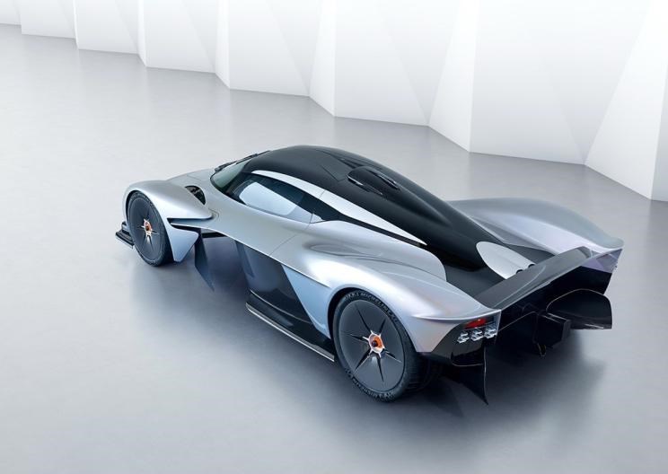 阿斯顿·马丁,阿斯顿·马丁DBX,阿斯顿·马丁DB11,V8 Vantage,阿斯顿·马丁DBS,法拉利,法拉利296,Portofino,Roma,法拉利SF90,法拉利812,法拉利F8,Purosangue,保时捷,Mission R,Cayenne E-Hybrid,Panamera E-Hybrid,Taycan,保时捷911,保时捷718,Cayenne,Macan,Panamera