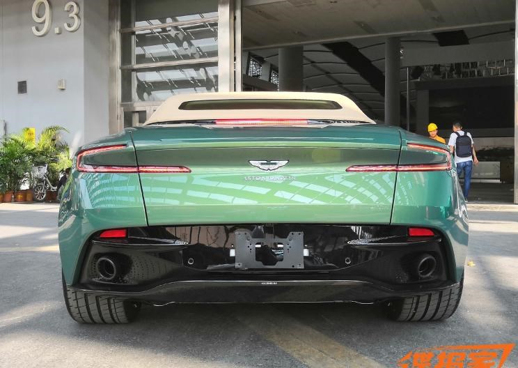  阿斯顿·马丁,阿斯顿·马丁DB11,保时捷,保时捷911