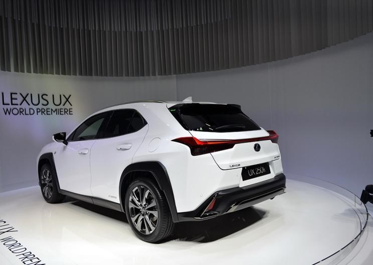  奔驰,奔驰GLA,雷克萨斯,雷克萨斯UX,奥迪,奥迪Q3