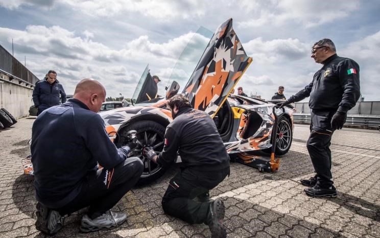  兰博基尼,Aventador