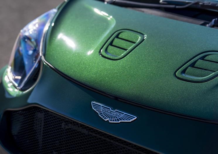  阿斯顿·马丁,V8 Vantage