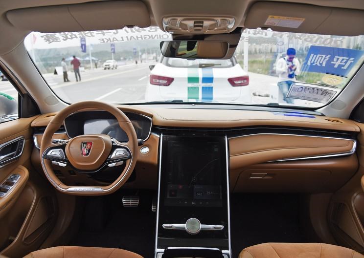  成功汽车,斑马