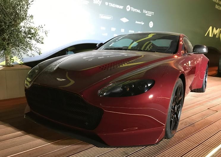  阿斯顿·马丁,V8 Vantage
