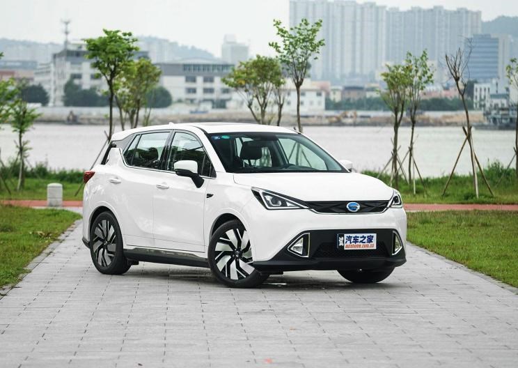  广汽传祺,影酷,传祺GS3,传祺GS4,传祺M6,影豹,传祺GS8,传祺M8,传祺GS4 COUPE,传祺GS4 PHEV,传祺M8 PHEV,传祺GA8,传祺GA4,传祺GA6,传祺GS4 PLUS