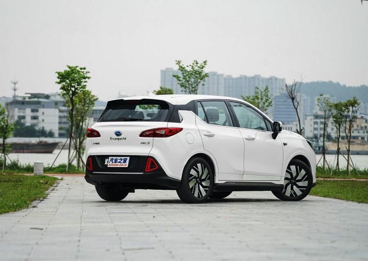  广汽传祺,影酷,传祺GS3,传祺GS4,传祺M6,影豹,传祺GS8,传祺M8,传祺GS4 COUPE,传祺GS4 PHEV,传祺M8 PHEV,传祺GA8,传祺GA4,传祺GA6,传祺GS4 PLUS