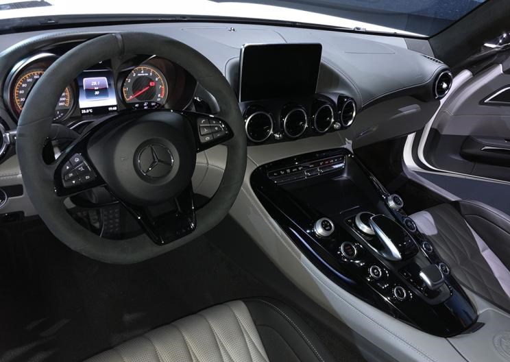  捷豹,捷豹F-TYPE,阿斯顿·马丁,V8 Vantage,保时捷,保时捷911