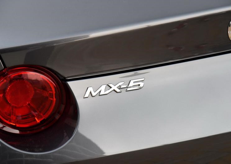  马自达,马自达MX-5