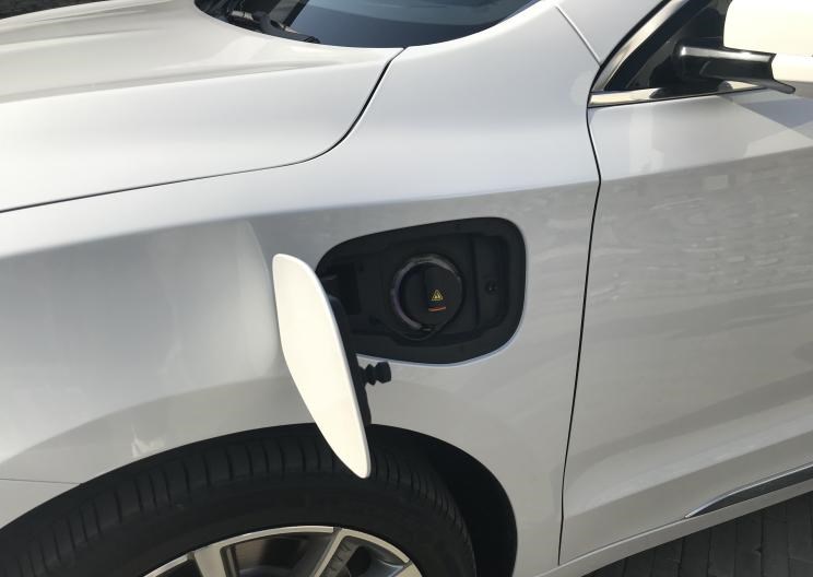 吉利汽车,博瑞