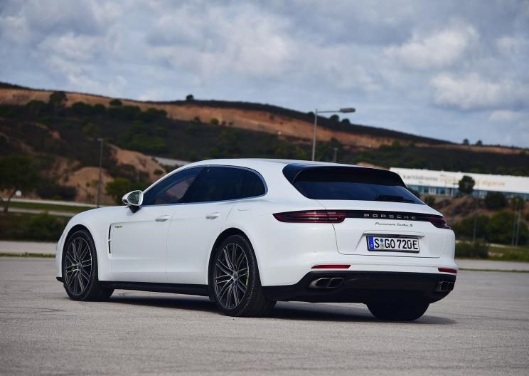  保时捷,Panamera