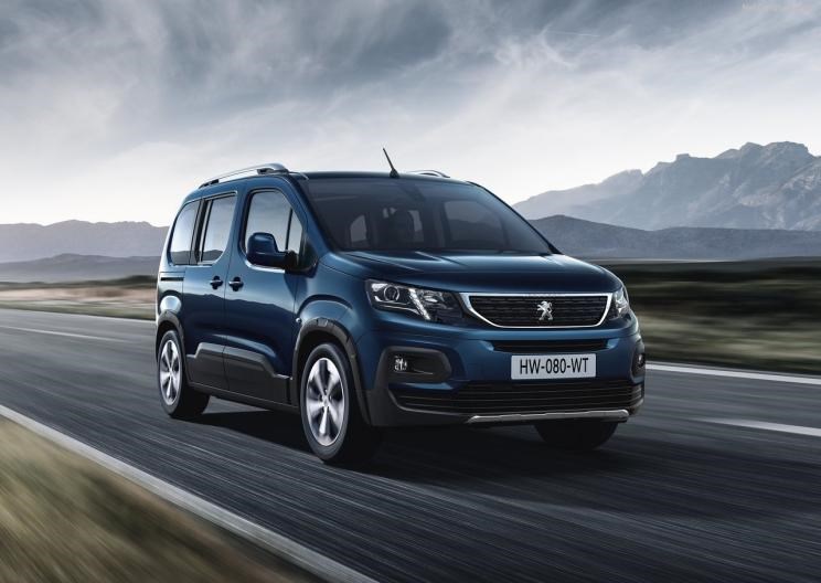  标致,标致508L PHEV,标致4008,标致2008,标致508L,标致5008,标致408X,标致408,标致4008 PHEV,雪铁龙,雪铁龙19_19,雪铁龙C3-XR,天逸 C5 AIRCROSS,雪铁龙C6,天逸 C5 AIRCROSS 插电混动,凡尔赛C5 X