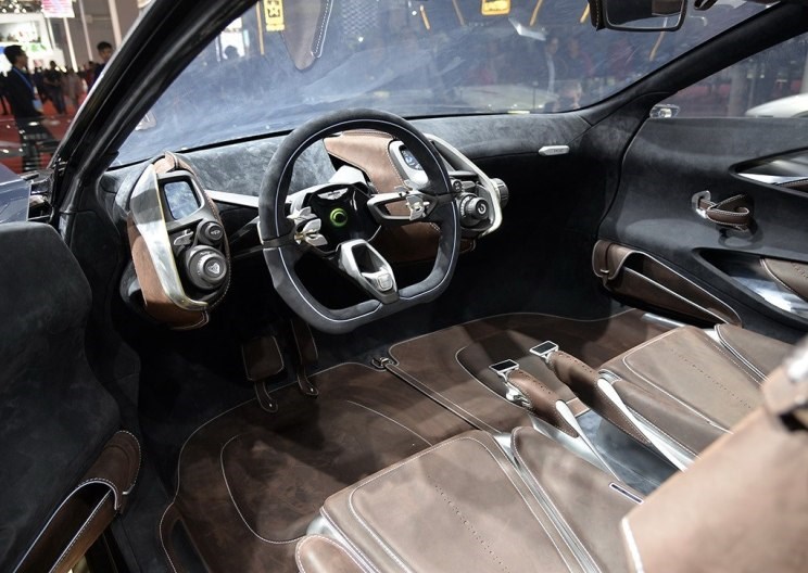  阿斯顿·马丁,阿斯顿·马丁DBX,阿斯顿·马丁DB11,V8 Vantage,阿斯顿·马丁DBS