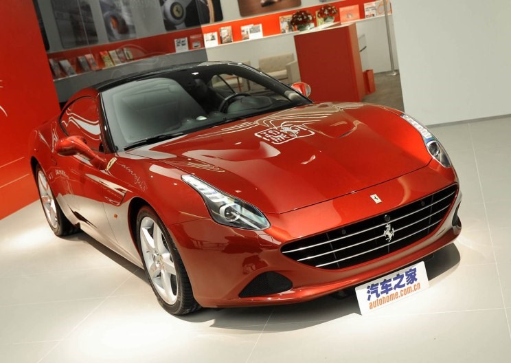  阿斯顿·马丁,阿斯顿·马丁DB11,法拉利,Portofino,宾利,欧陆