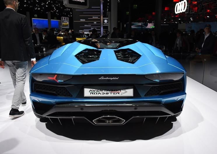  兰博基尼,Aventador