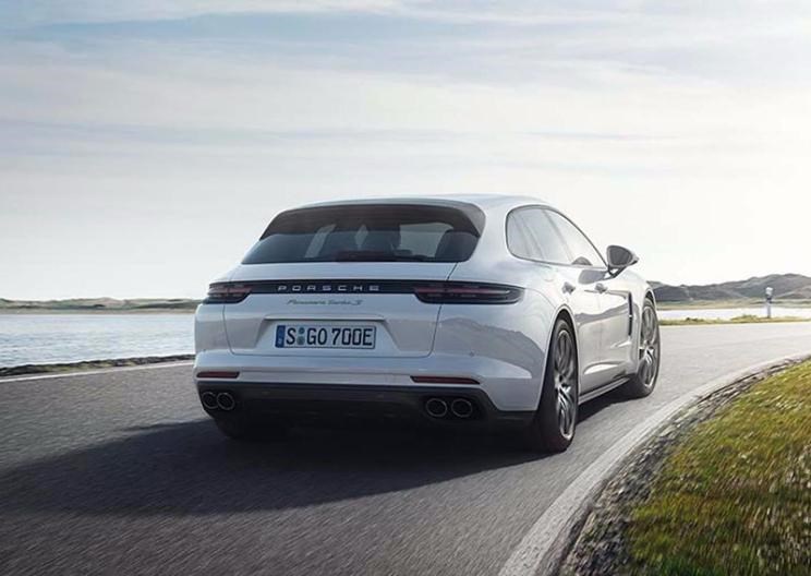  保时捷,Panamera