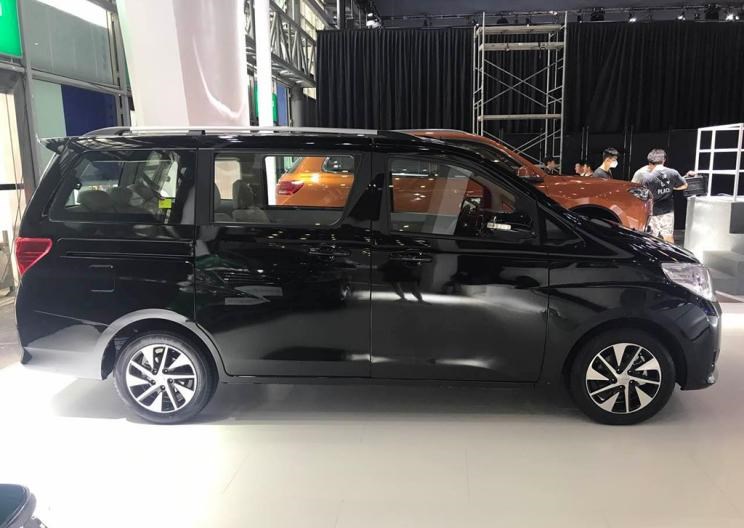  丰田,埃尔法,野马汽车,斯派卡
