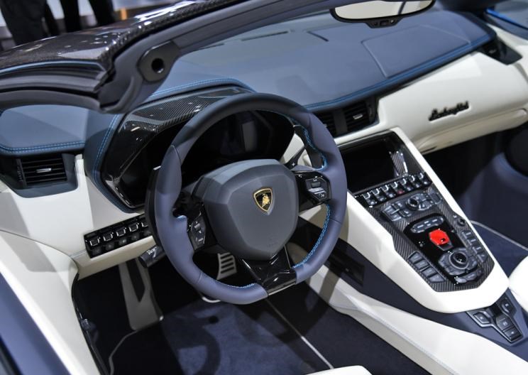  兰博基尼,Aventador