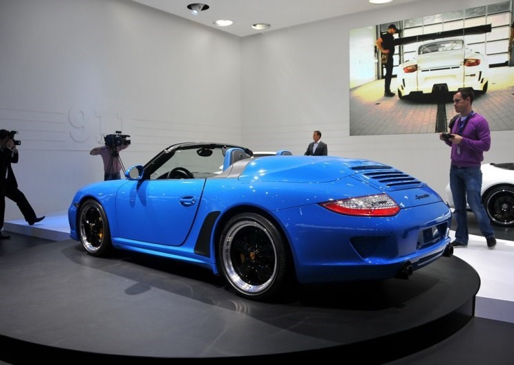  保时捷,Mission R,Cayenne E-Hybrid,Panamera E-Hybrid,Taycan,保时捷911,保时捷718,Cayenne,Macan,Panamera