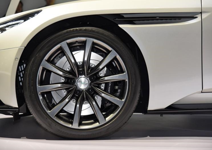  玛莎拉蒂,GranTurismo,阿斯顿·马丁,阿斯顿·马丁DB11,宾利,欧陆
