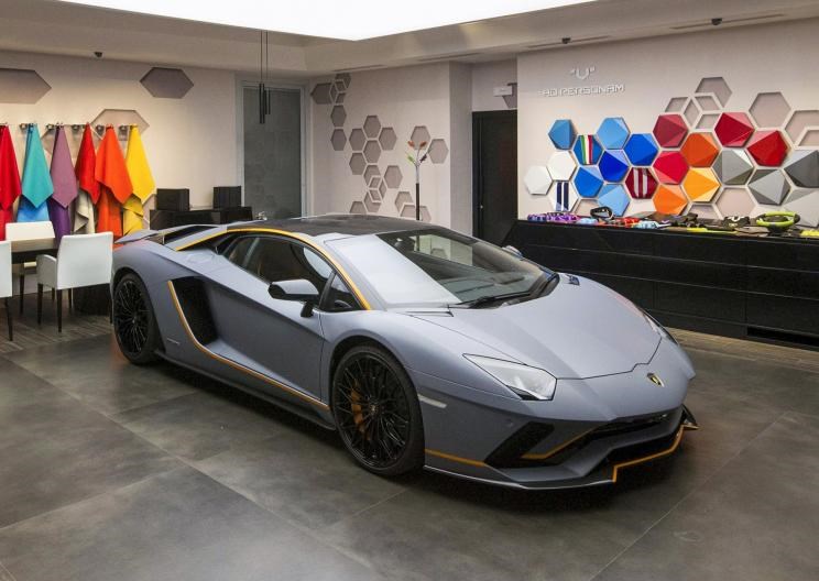  兰博基尼,Aventador