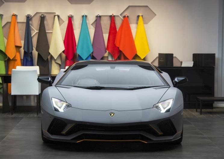  兰博基尼,Aventador
