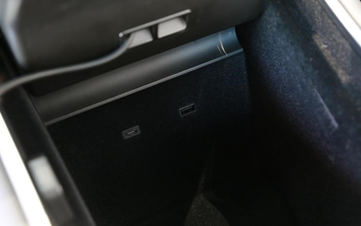  特斯拉,Model Y,Model 3,路虎,发现