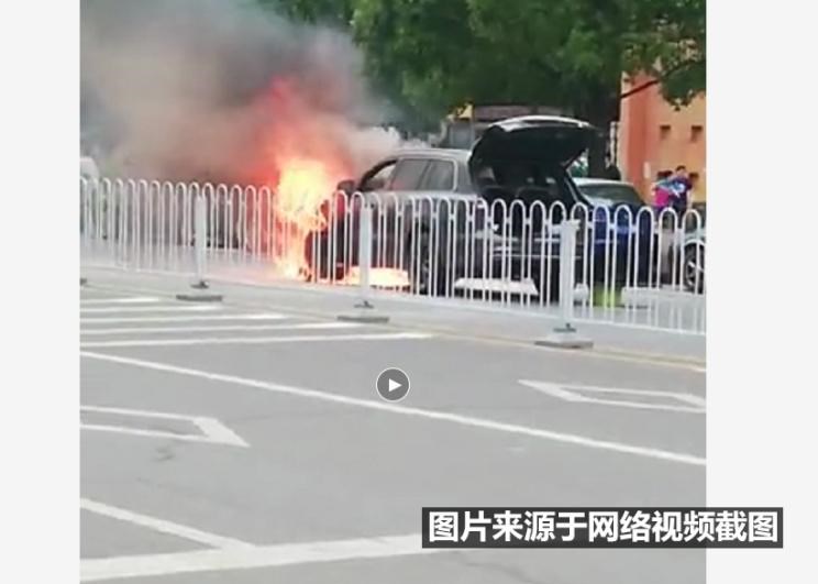  理想汽车,理想ONE