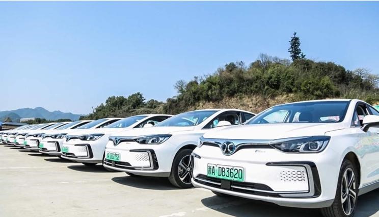  特斯拉,Model 3,路虎,发现