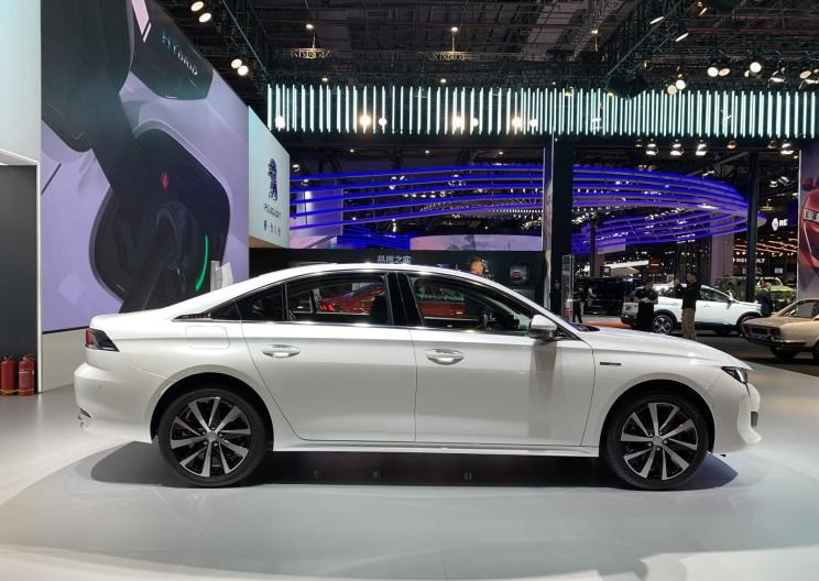  标致,标致508L PHEV,标致508L,标致4008,标致2008,标致4008 PHEV