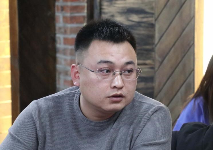  奔腾,奔腾T90,奔腾B70S,奔腾NAT,奔腾T77,奔腾T99,奔腾T55,奔腾E01,奔腾M9,奔腾B70,红旗,红旗E-HS3,红旗H5-FCEV,红旗HS3,红旗H7,红旗E-HS9,红旗LS7,红旗HS6,红旗HS7,红旗H6,红旗H5经典,红旗HQ9,红旗E-QM5,红旗H9,红旗HS5,红旗H5,宝马,宝马5系,宝马6系GT,宝马X3(进口),宝马iX3,宝马X4,宝马Z4,宝马5系 插电混动,宝马X2,宝马X6,宝马X7,宝马i3,宝马4系,宝马5系(进口),宝马2系,宝马1系,宝马7系,宝马X3,宝马X5,宝马X1,宝马3系,一汽,森雅R8,一汽蓝舰H6,森雅鸿雁,荣威,荣威i5,荣威Ei5,荣威ei6 MAX 插电混动,荣威eRX5,荣威i6 MAX,科莱威CLEVER,荣威RX5 eMAX,龙猫,荣威i6 MAX EV,鲸,荣威iMAX8 EV,荣威RX3,荣威RX8,荣威RX5 MAX,荣威iMAX8,荣威RX9,荣威RX5,丰田,卡罗拉锐放,威兰达,锋兰达,RAV4荣放,汉兰达,卡罗拉,凯美瑞,亚洲狮,一汽丰田bZ3,红杉,丰田C-HR,皇冠,埃尔法,广汽丰田bZ4X,YARiS L 致炫,赛那,皇冠陆放,雷凌,威驰,亚洲龙