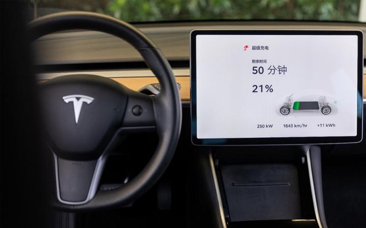  特斯拉,Model 3