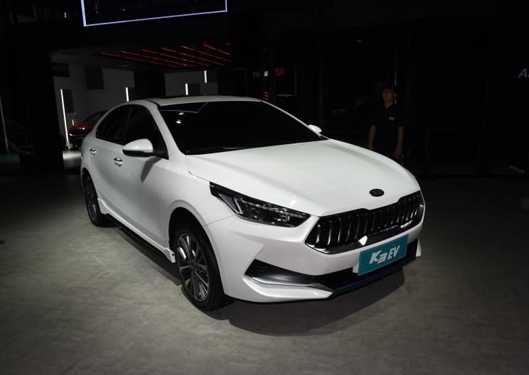  东风,猛士MS600,锐骐6 EV,俊风E11K,锐骐,锐骐6,锐骐7,帕拉索,猛士M50,起亚,起亚K3 EV,索兰托,Seltos,福瑞迪,焕驰,起亚KX5,起亚EV6,嘉华(进口),嘉华,KX3傲跑,起亚K5,狮铂拓界,智跑,奕跑,起亚K3