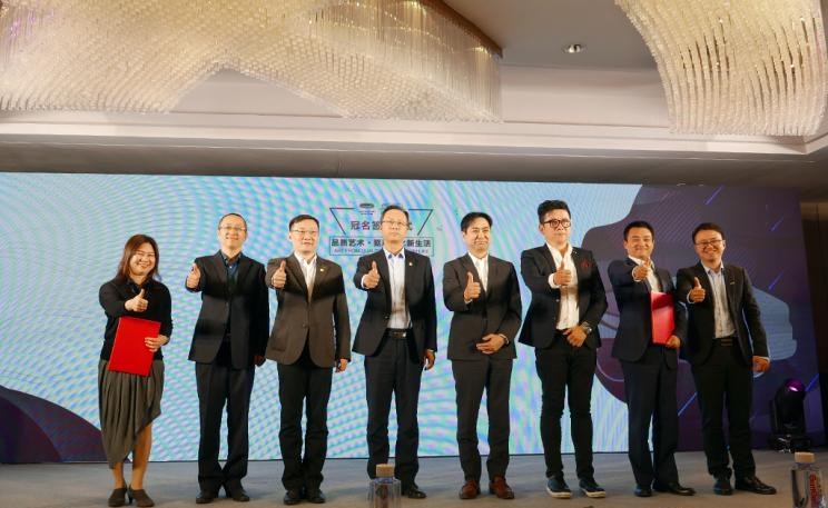  奔驰,奔驰C级,奔驰E级 插电混动,迈巴赫GLS,威霆,奔驰V级,奔驰G级 AMG,奔驰GLC轿跑,奔驰CLA级,奔驰E级(进口),奔驰GLA,奔驰GLS,奔驰G级,奔驰C级(进口),奔驰GLE,奔驰GLB,奔驰A级,奔驰GLC,迈巴赫S级,奔驰S级,奔驰E级,凯迪拉克,LYRIQ锐歌,凯迪拉克XT4,凯迪拉克XT6,凯迪拉克CT6,凯迪拉克XT5,凯迪拉克CT4,凯迪拉克CT4-V,凯迪拉克CT5-V,凯雷德,Celestiq,凯迪拉克GT4,凯迪拉克CT5,集度,ROBO-02,ROBO-01,北京,北京BJ40,北京F40,北京BJ30,北京BJ90,北京BJ80,北京BJ60,理念,广汽本田VE-1