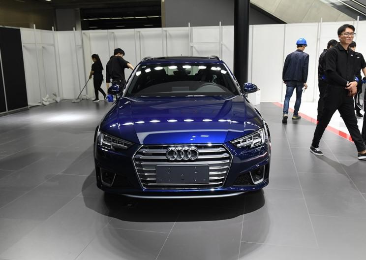  奥迪,奥迪A6L,奥迪Q5L,奥迪A4L,奥迪A5,奥迪Q3,奥迪A6,奥迪A8,奥迪A3,奥迪Q6,奥迪A7L,奥迪Q7,奥迪Q3 Sportback,奥迪R8,奥迪S4,奥迪A4(进口),奥迪Q8,奥迪A6L 插电混动,奥迪RS 7,奥迪Q2L,奥迪A7
